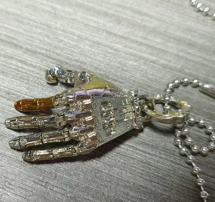 Mechanical Bionic Hand Pendant – One Hand Controls The Future - Image 7
